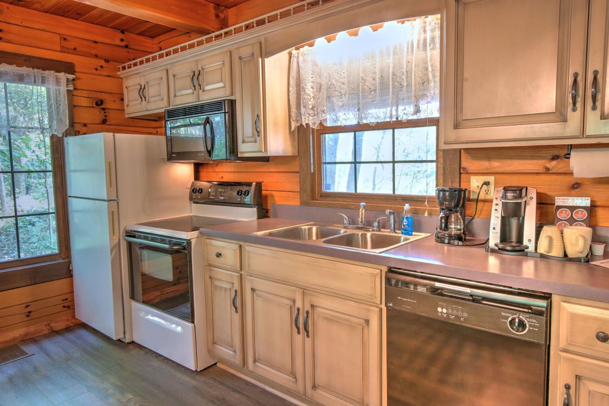Wild Rose Cabin By Amish Country Lodging Millersburg Buitenkant foto